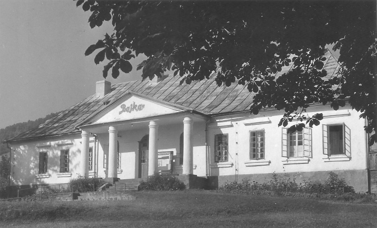 Dwór rodziny Berskich w Tylmanowej w latach powojennych. foto. Henryk Hermanowicz