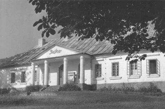 Dwór rodziny Berskich w Tylmanowej w latach powojennych. foto. Henryk Hermanowicz